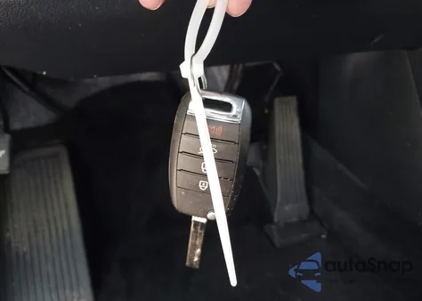 2017 Kia Sportage Lx z USA, uszkodzony, nr VIN KNDPM3AC7H7276630